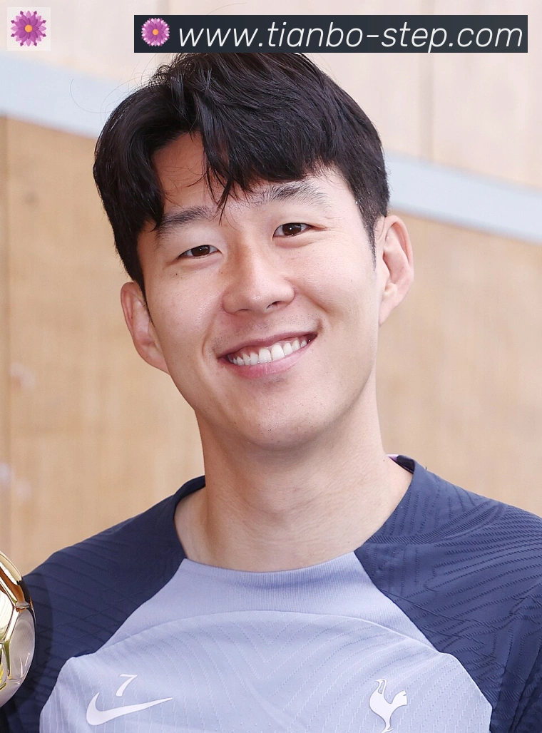 劳塔罗·马丁内斯